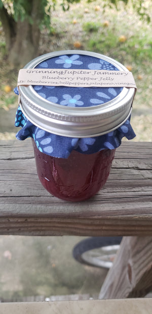 8 oz Blueberry pepper jelly