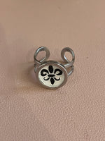 fleur de lis ring