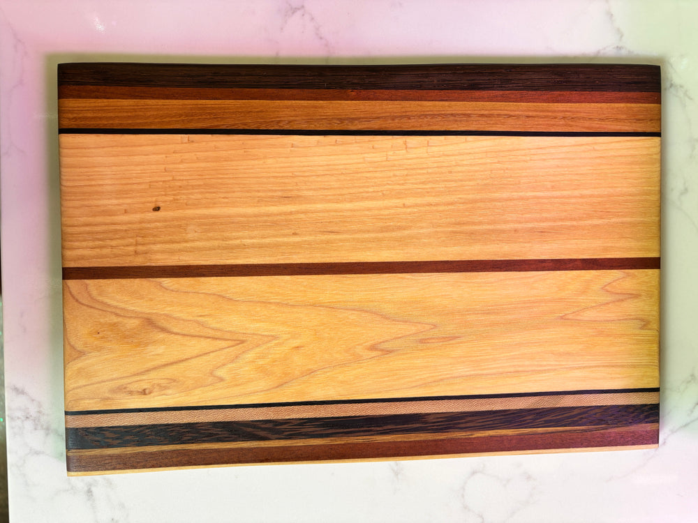 9.5” x 14.5” Hardwood Cutting Board