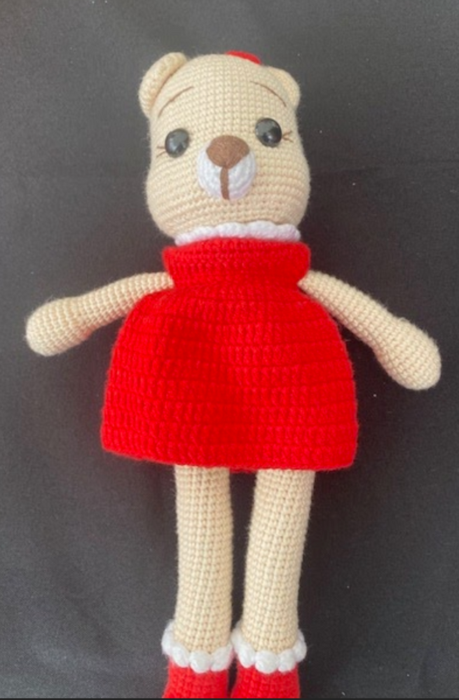 Crochet Bear With Dress