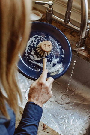Bamboo Long Handle Brush