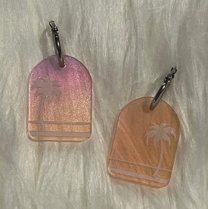 
            
                Load image into Gallery viewer, Palm Tree Earrings
            
        
