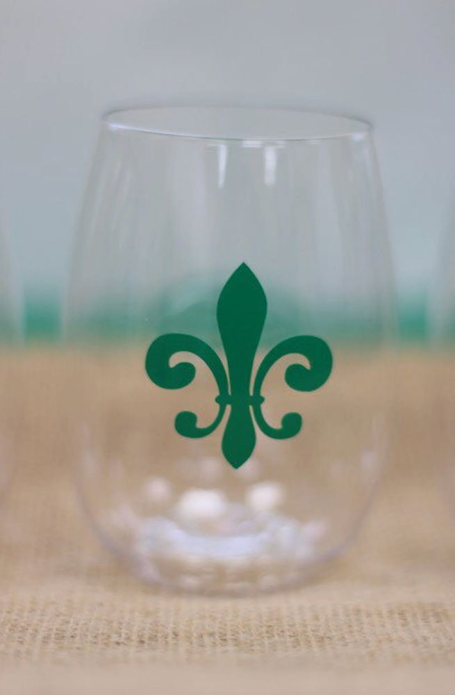 Fleur de Lis Shatterproof Wine Glass