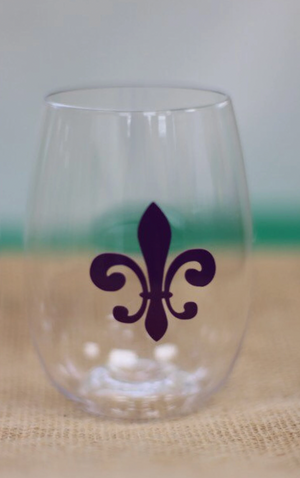 Fleur de Lis Shatterproof Wine Glass