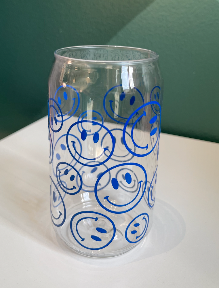 Groovy Smiley Cup